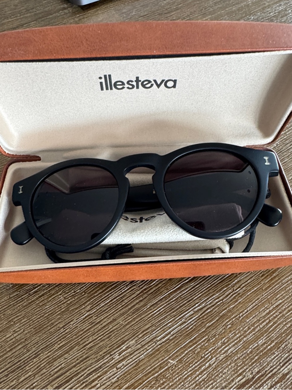 Illesteva Matte Black Leonard Round Sunglasses